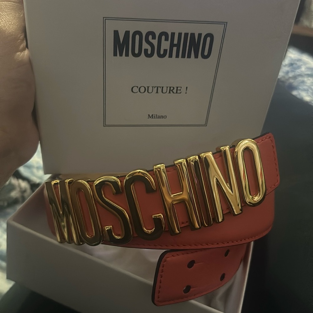 Moschino belt unisex color peach with box and dust bag
